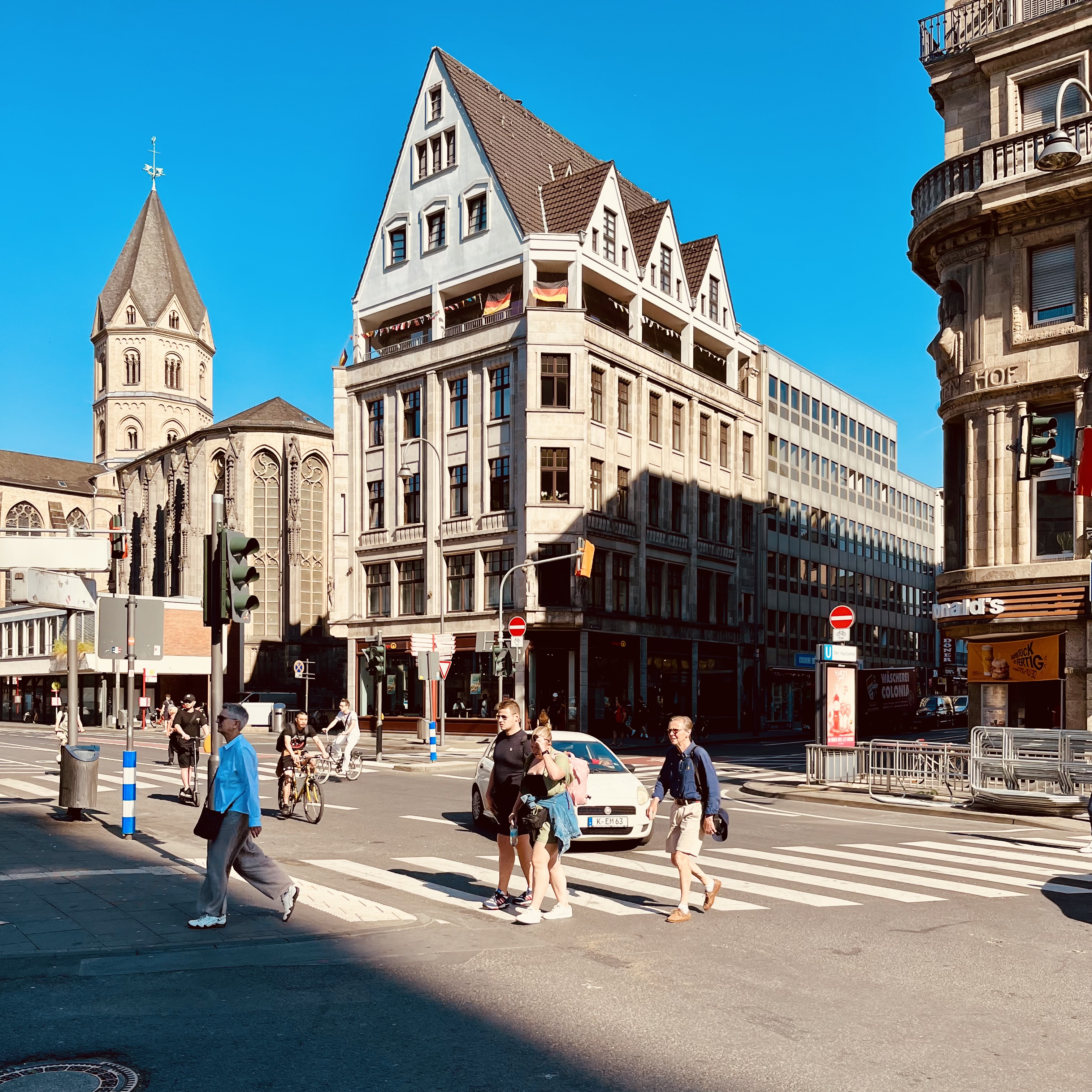 Walking around the Cologne streets.